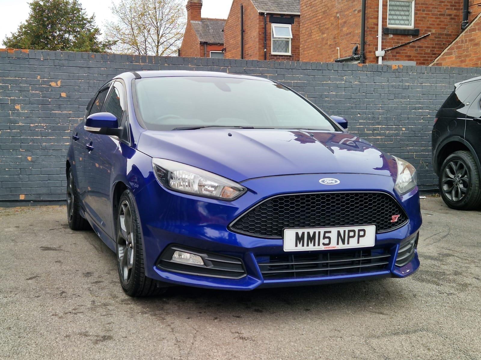 Ford Focus - Image 16