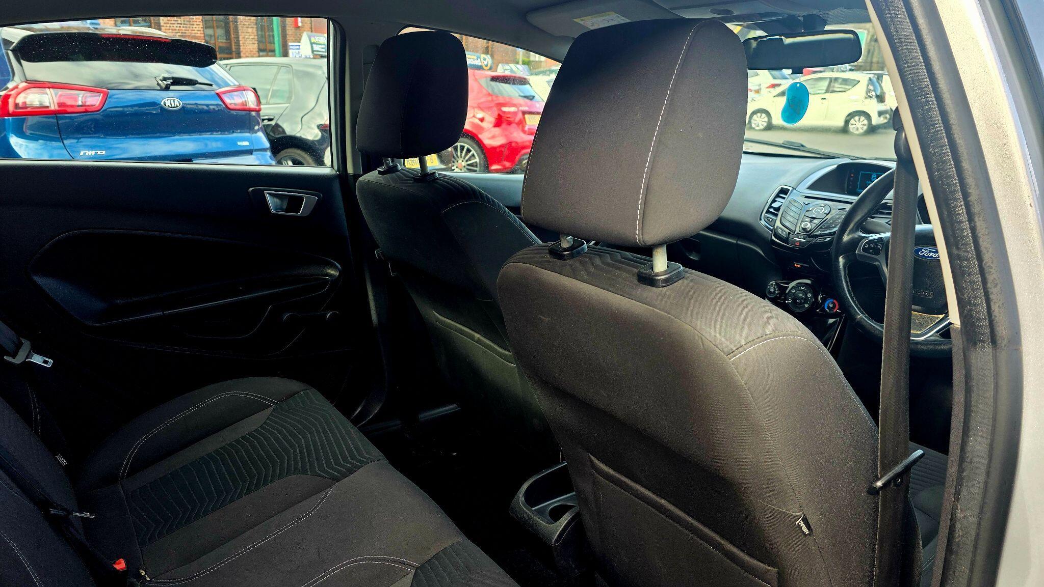 Ford Fiesta - Image 17