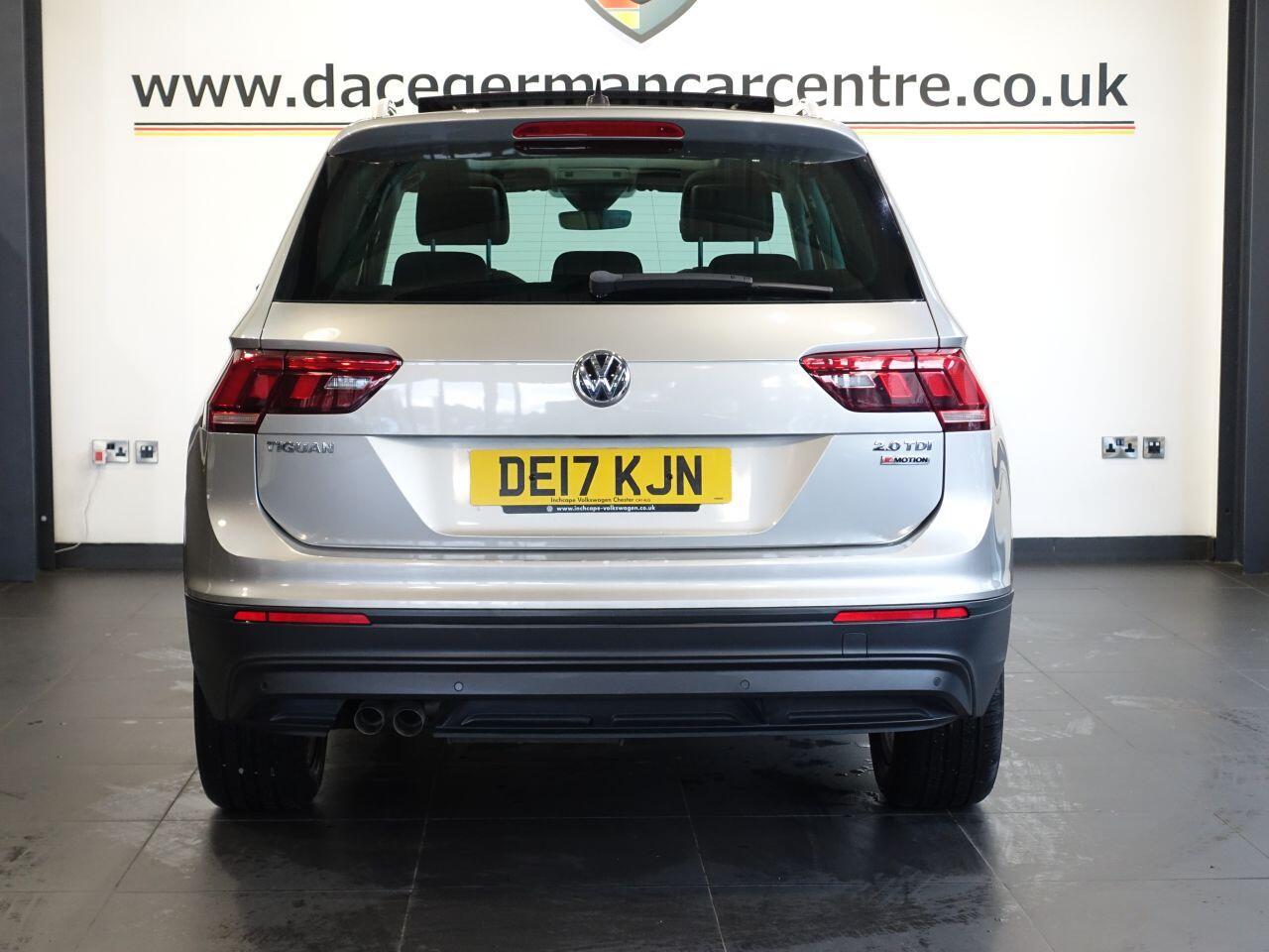 Volkswagen Tiguan - Image 13