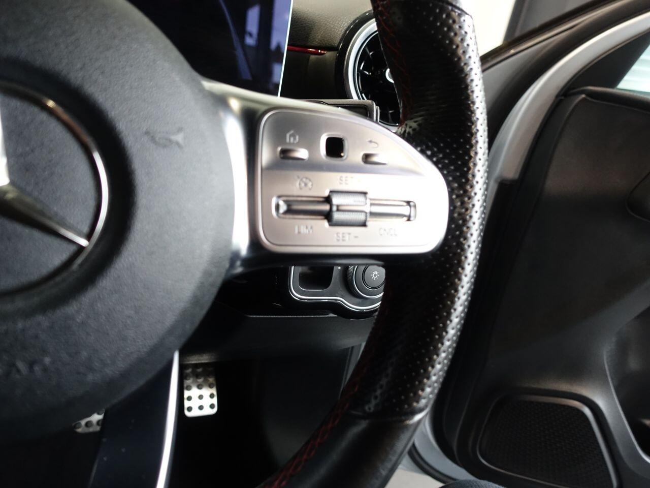 Mercedes-benz A-CLASS - Image 18