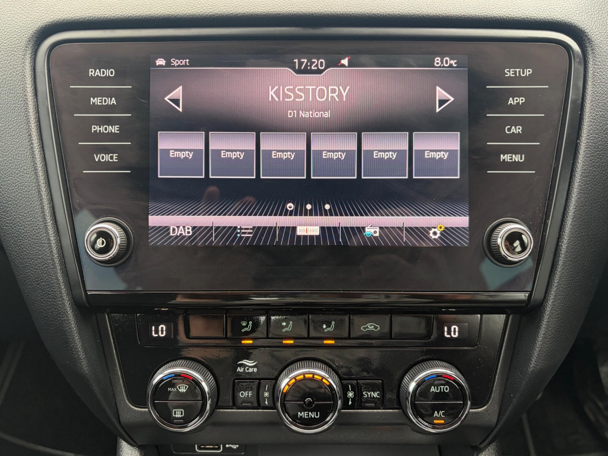 Skoda Octavia - Image 29