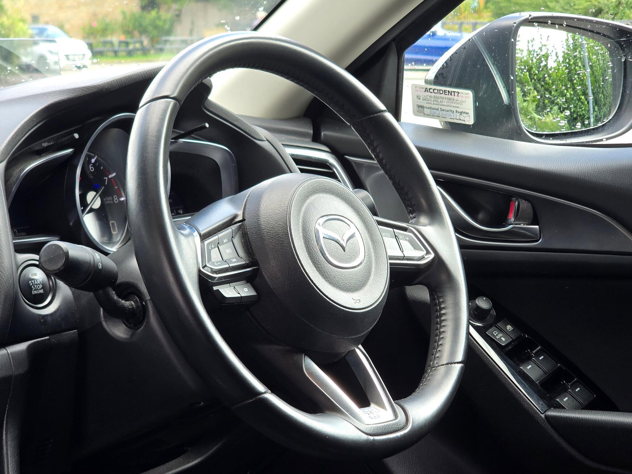 Mazda MAZDA3 - Image 4