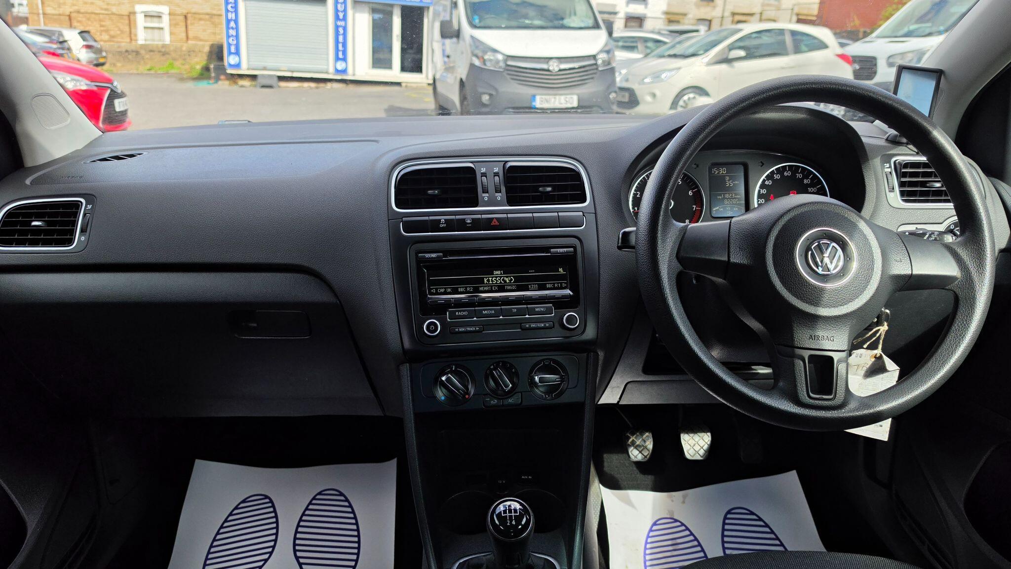 Volkswagen Polo - Image 18