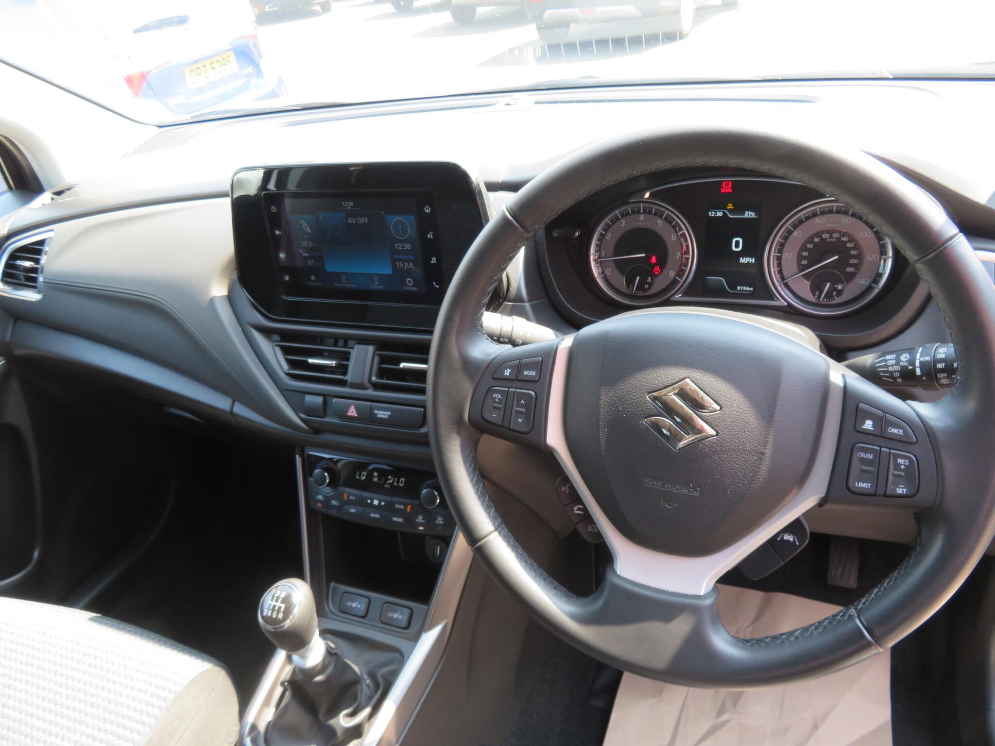 Suzuki S-Cross - Image 13