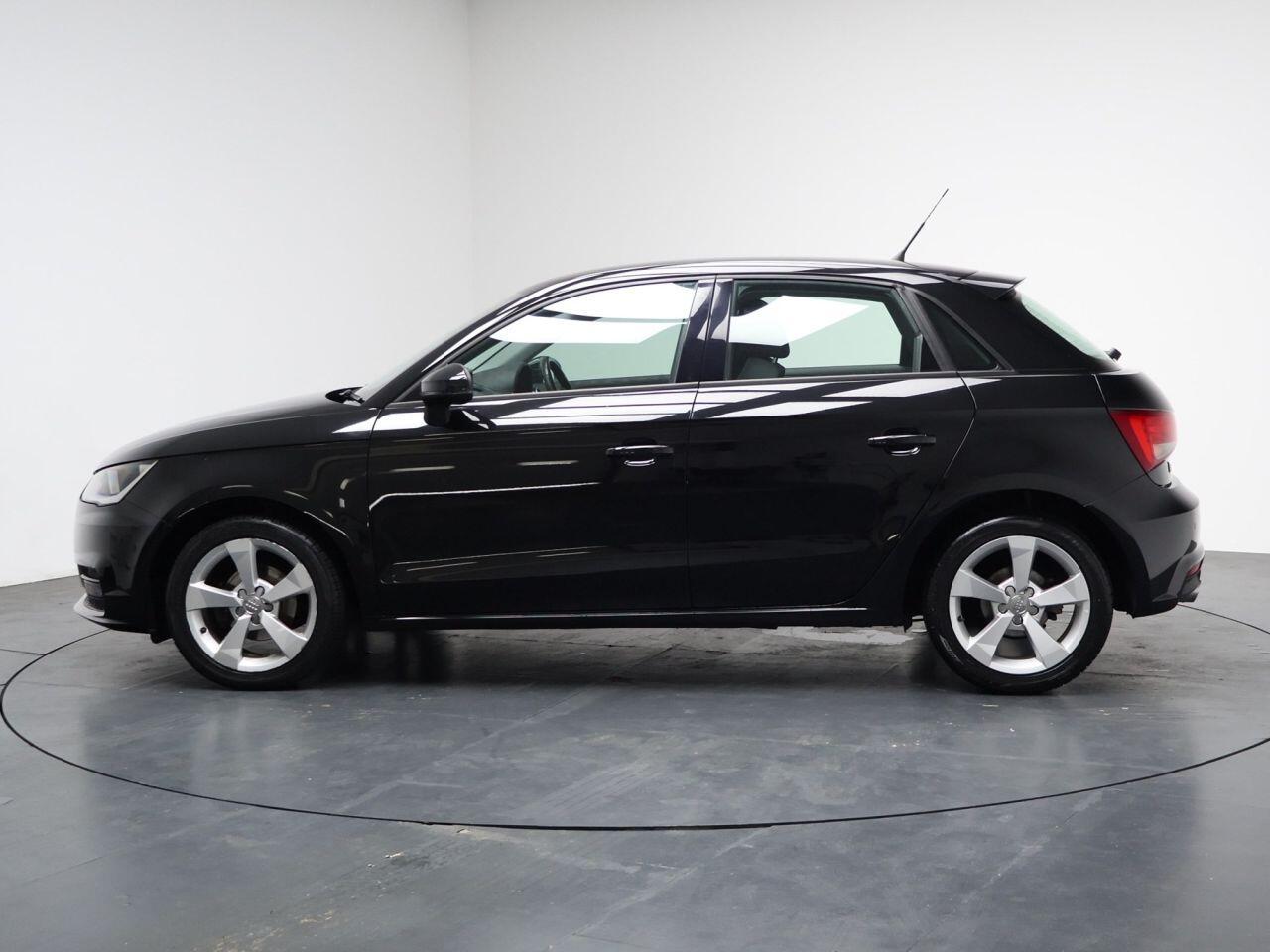Audi A1 - Image 4