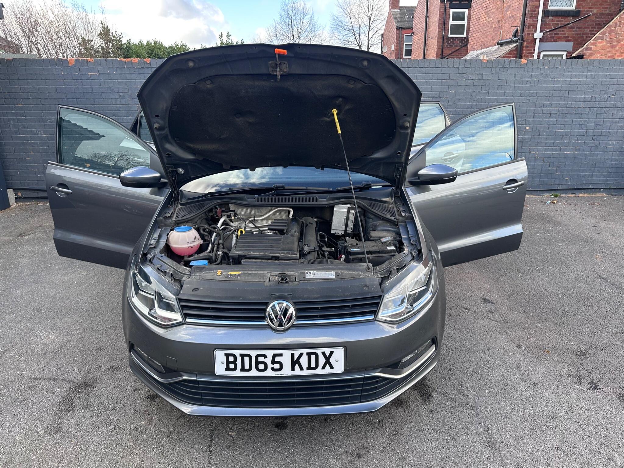 Volkswagen Polo - Image 13