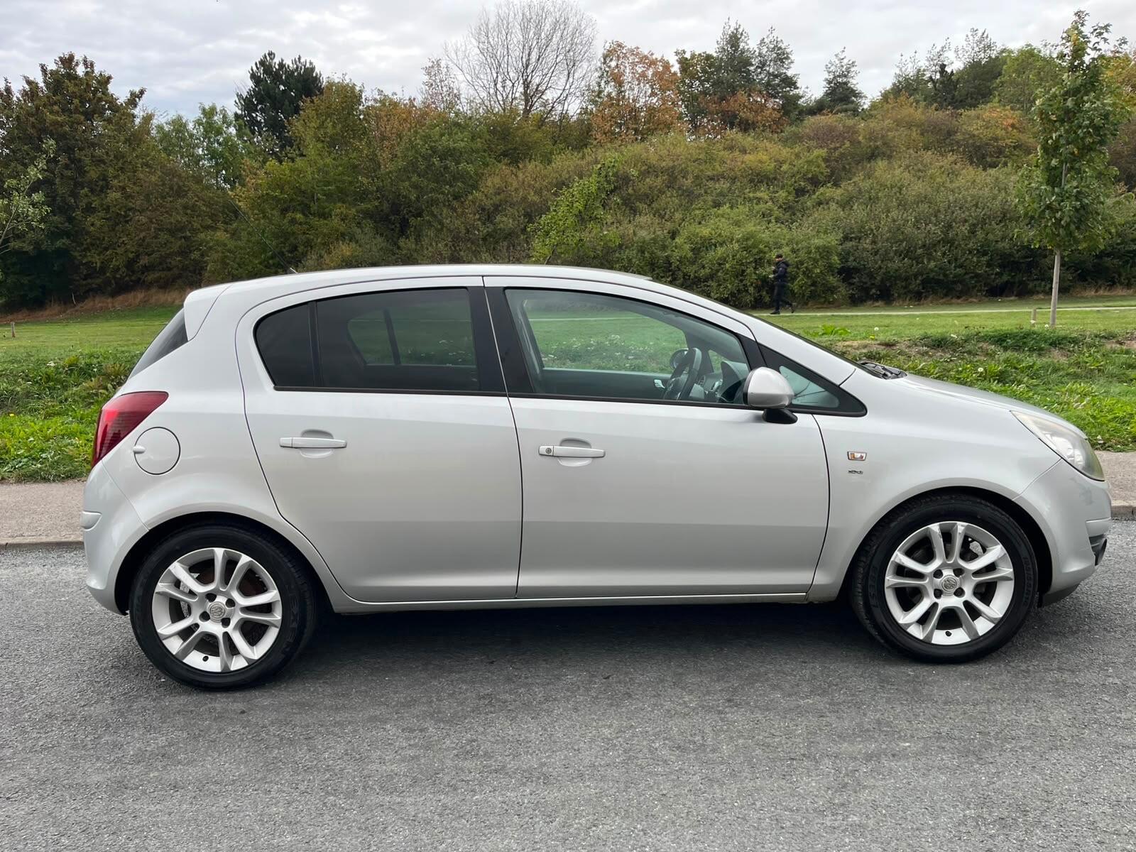 Vauxhall Corsa - Image 2