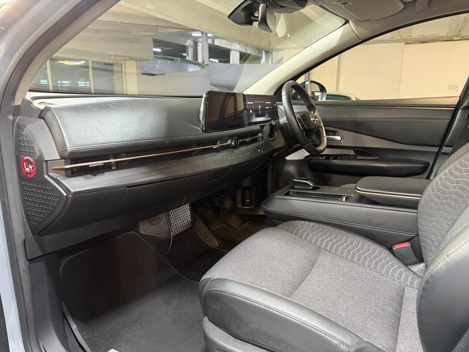 Nissan Ariya - Image 9