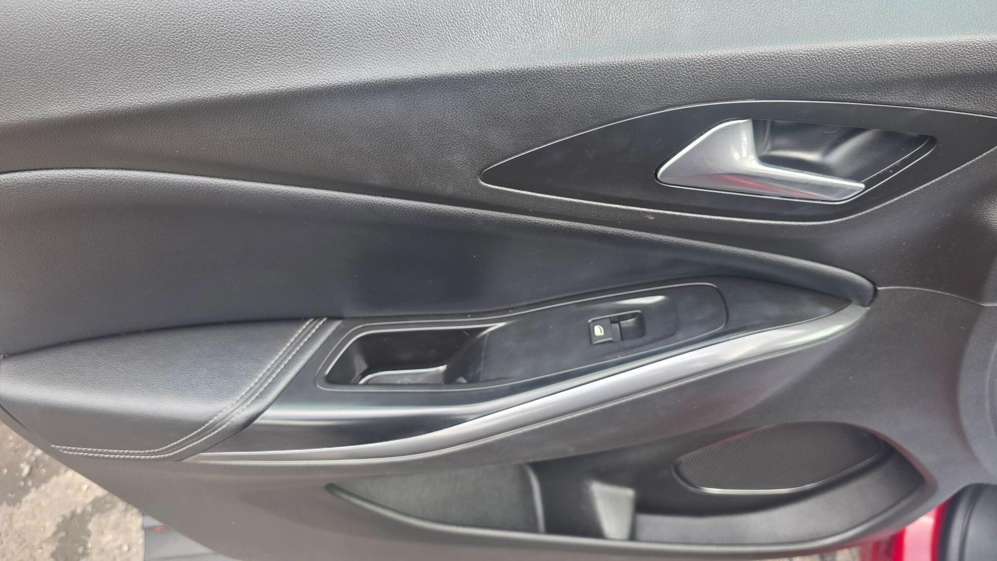 Vauxhall Grandland X - Image 42