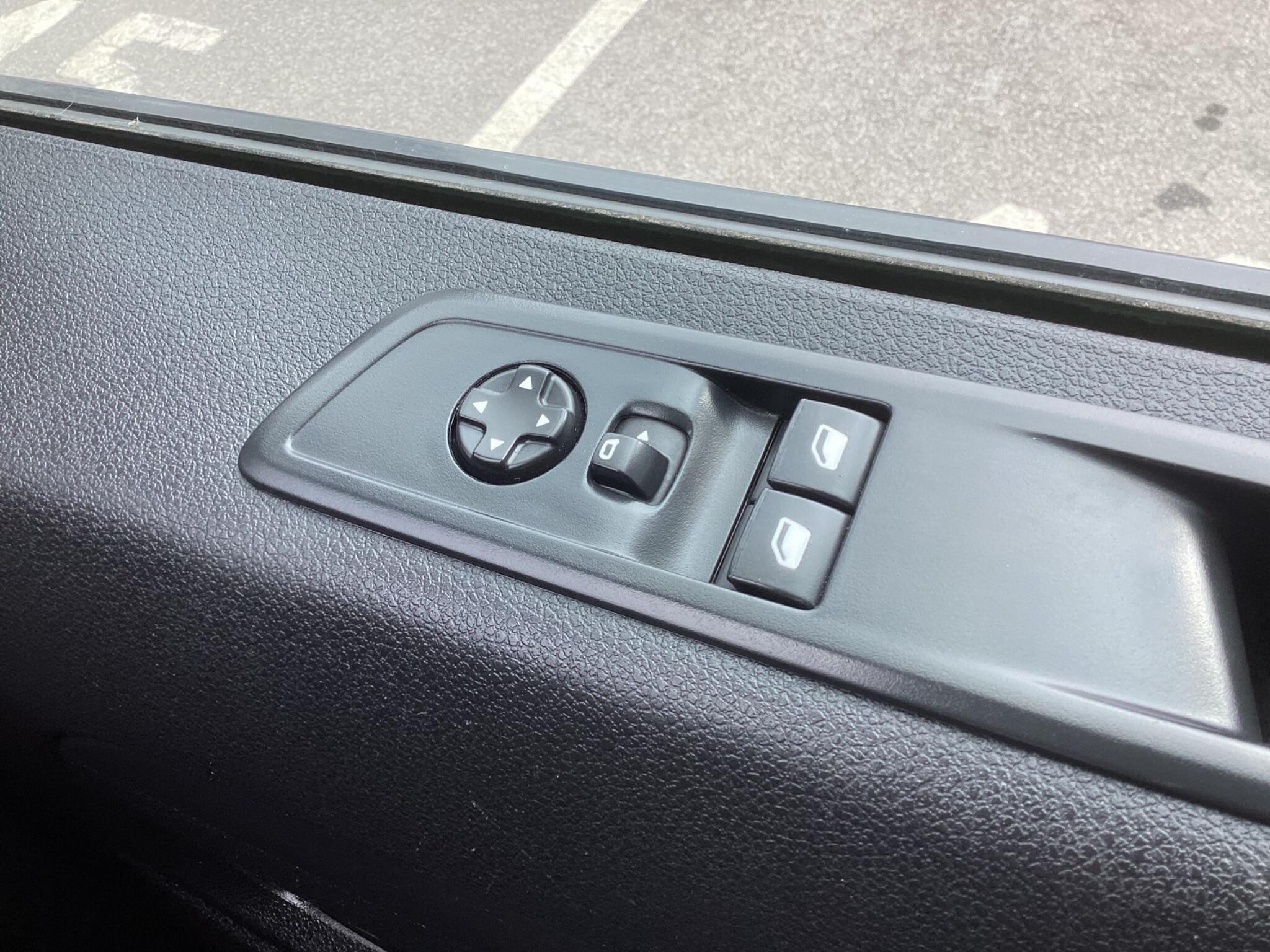 Peugeot Expert - Image 20