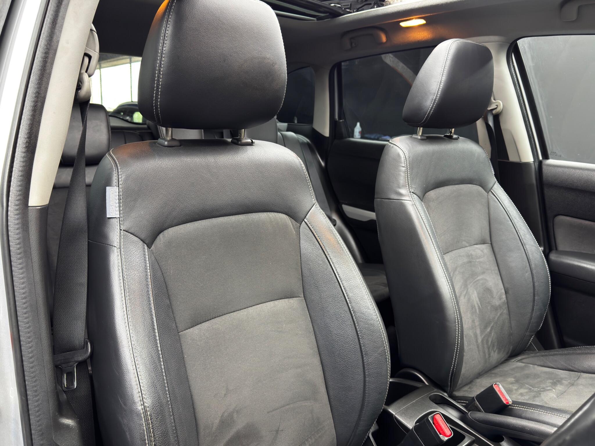 Suzuki Vitara - Image 12