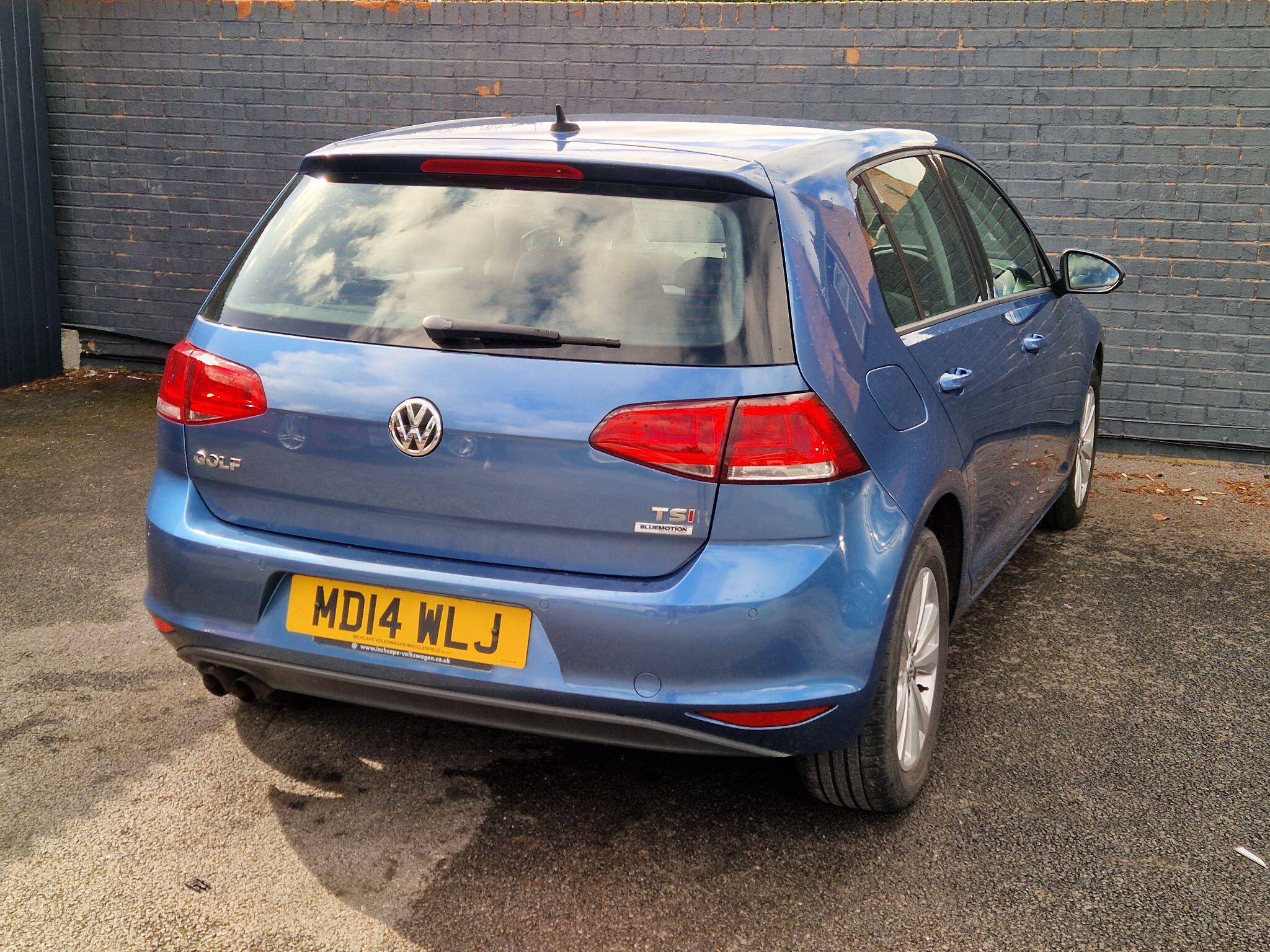 Volkswagen Golf - Image 10