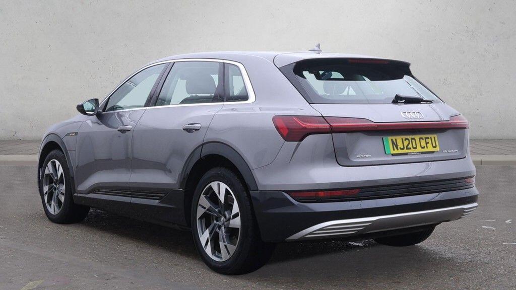 Audi E-Tron - Image 4