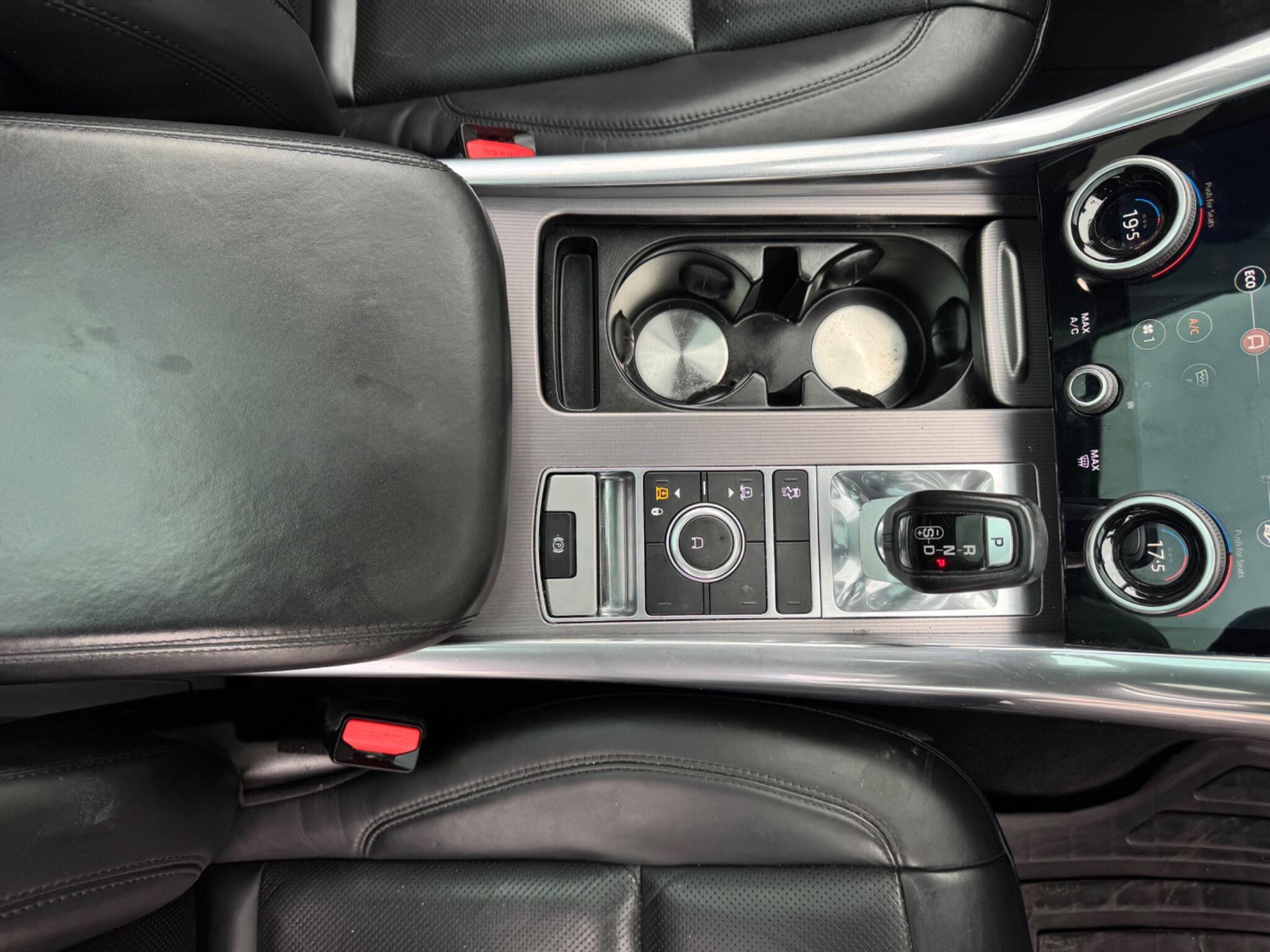 Land Rover RANGE ROVER SPORT - Image 26