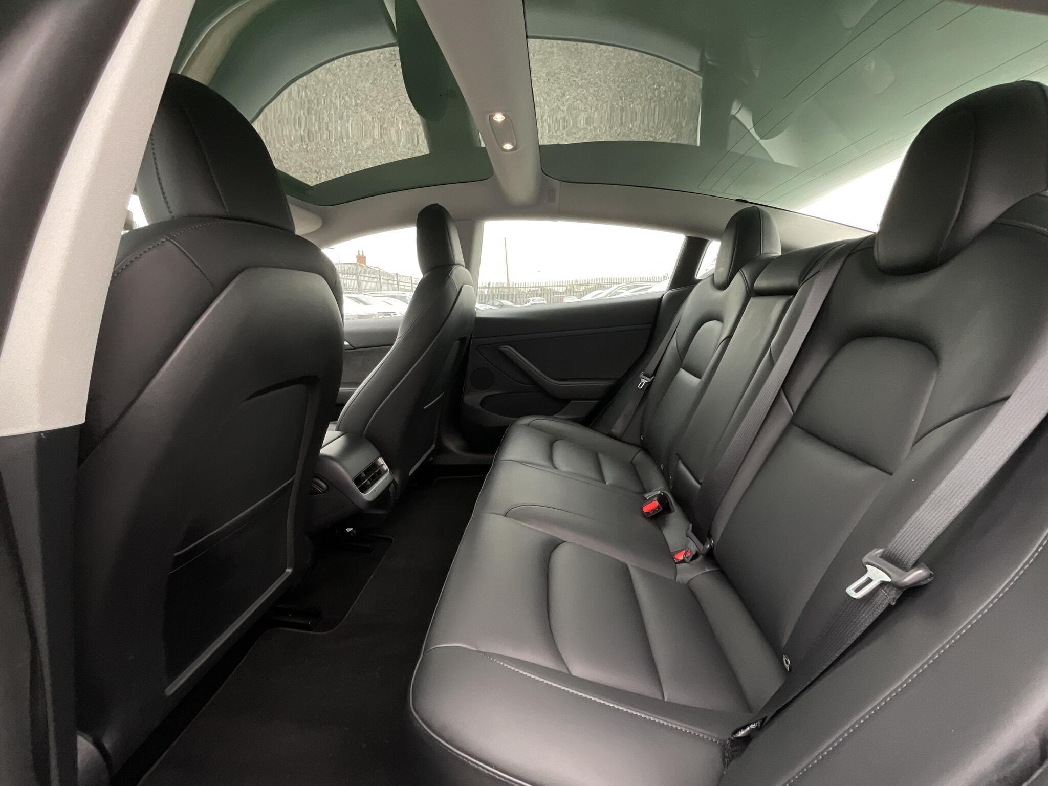 Tesla Model 3 - Image 15