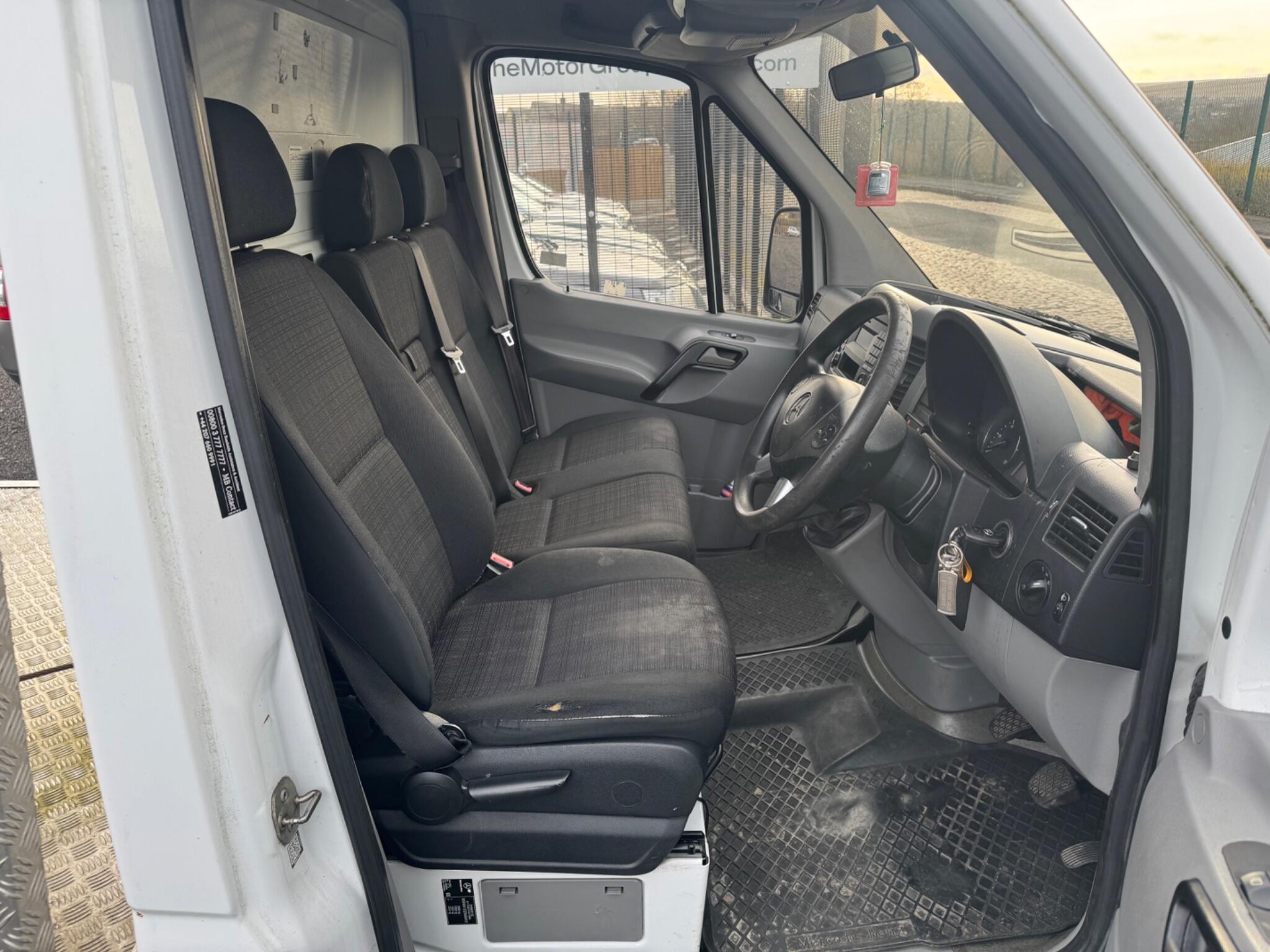 Mercedes Sprinter - Image 10