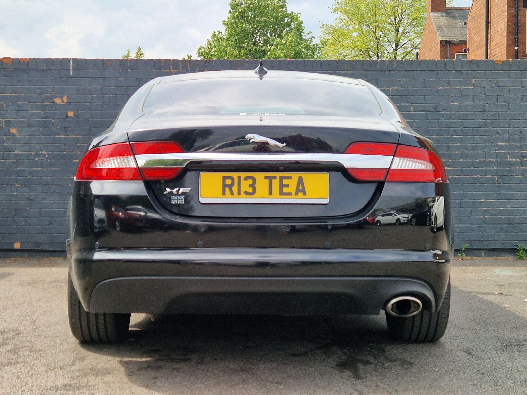 Jaguar XF - Image 24