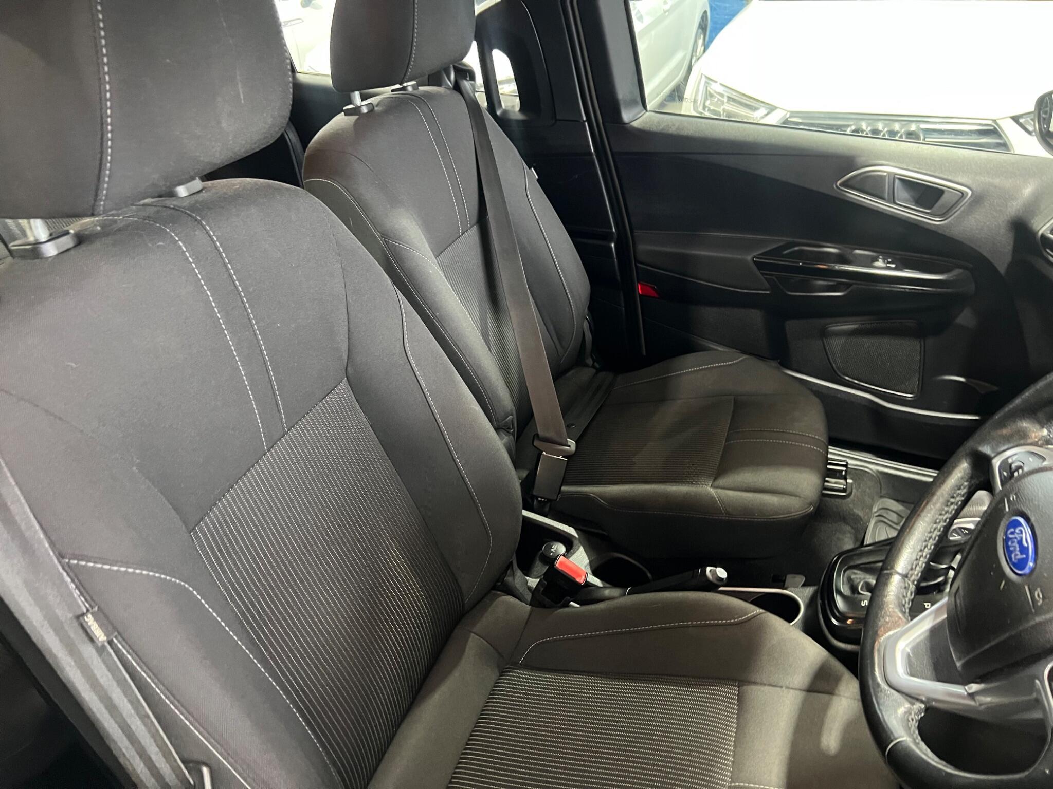 Ford B-Max - Image 25