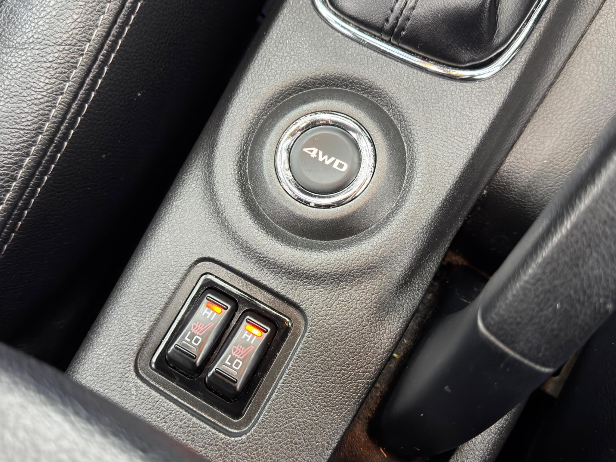 Mitsubishi Outlander - Image 24