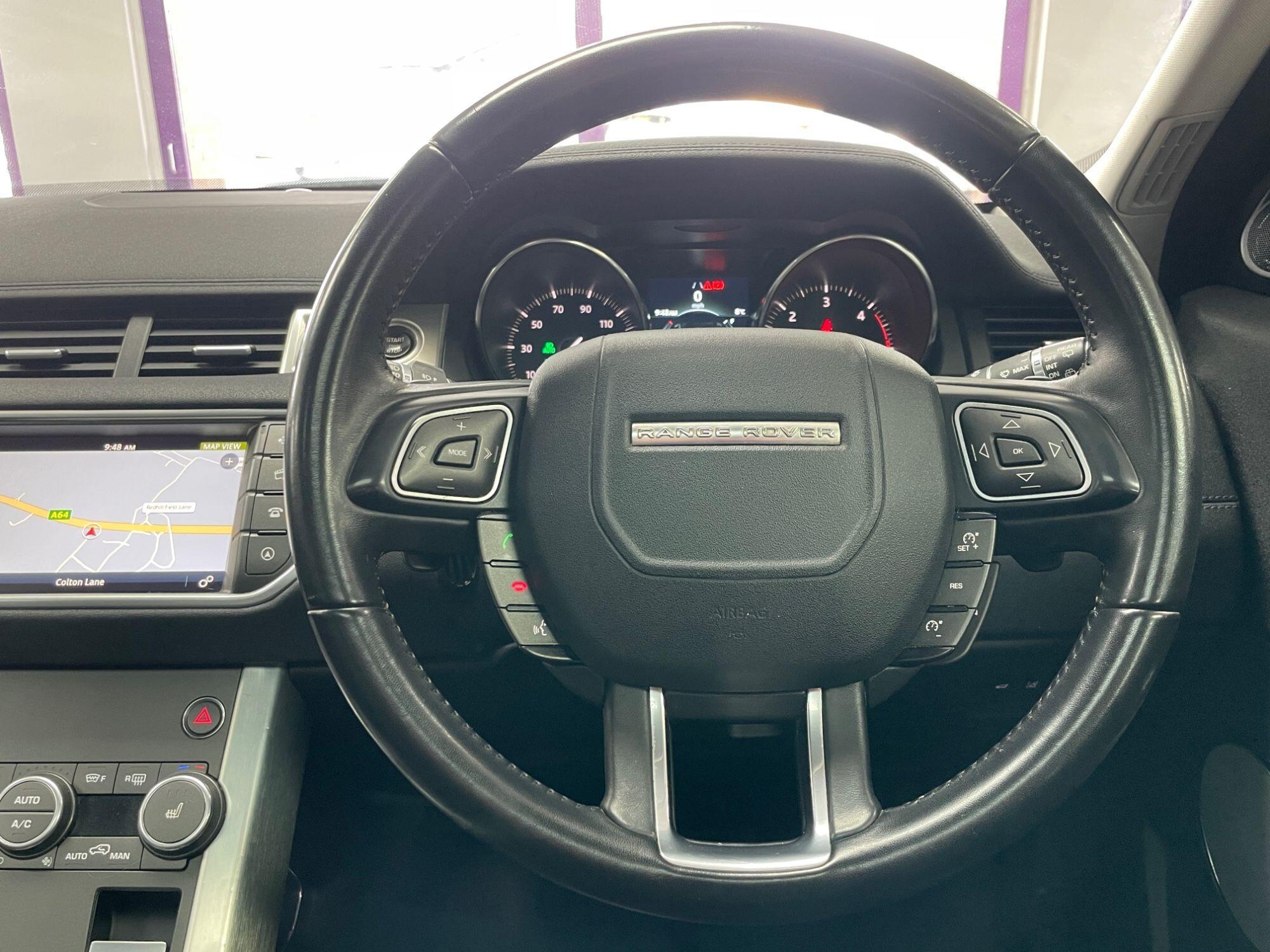 Land Rover Range Rover Evoque - Image 35