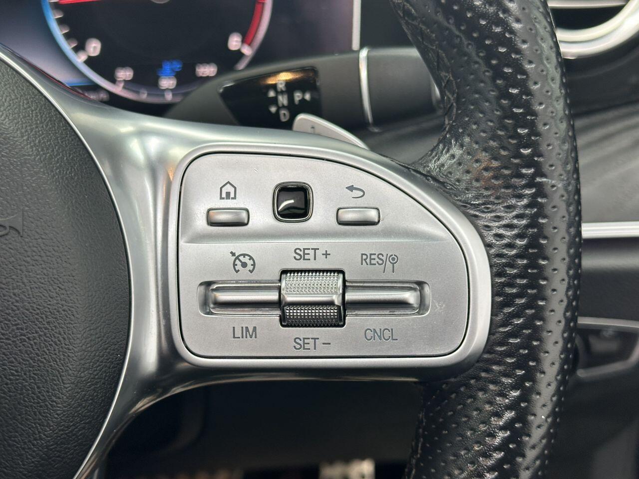 Mercedes-benz E-CLASS - Image 18