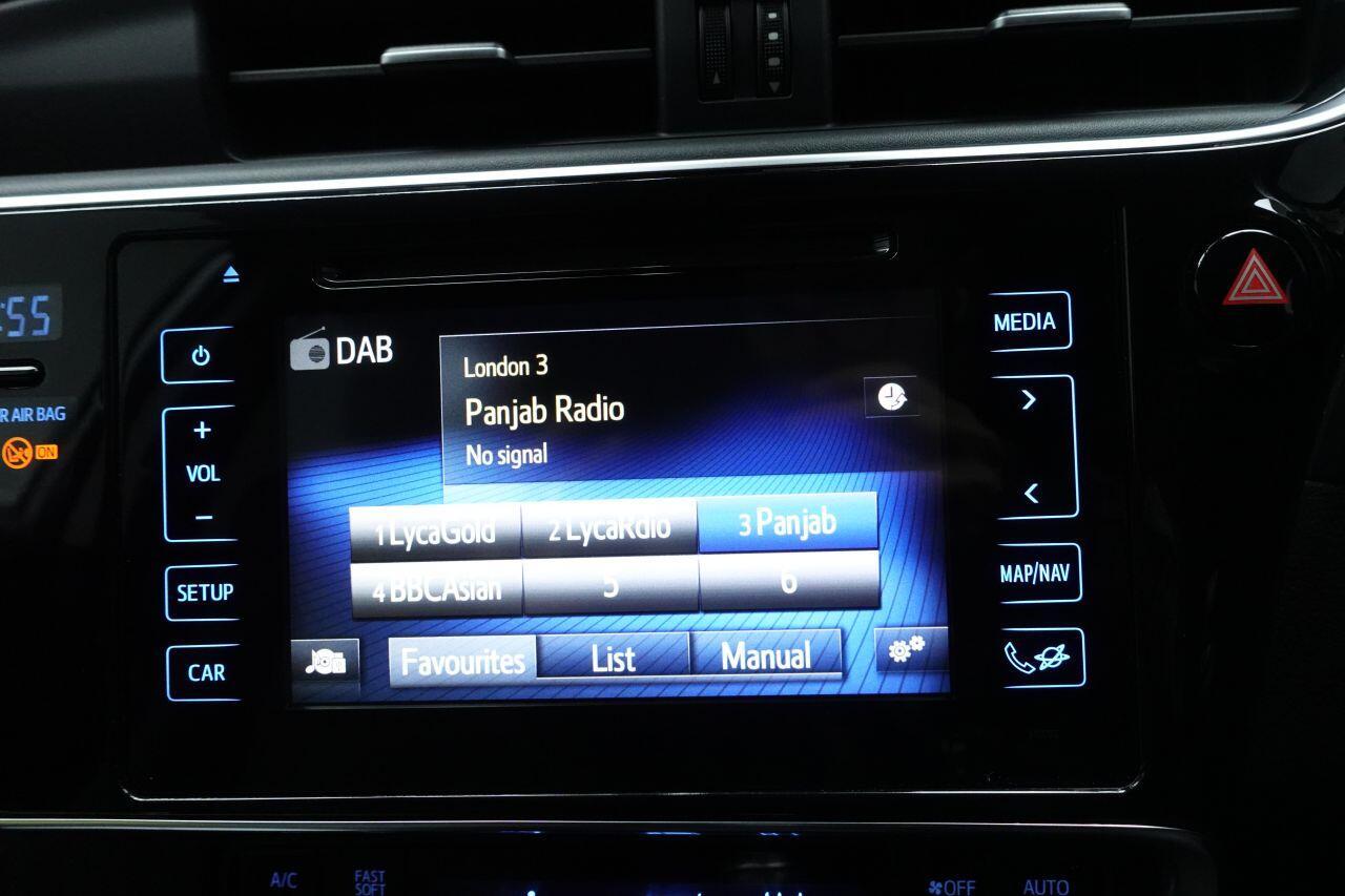 Toyota Auris - Image 23