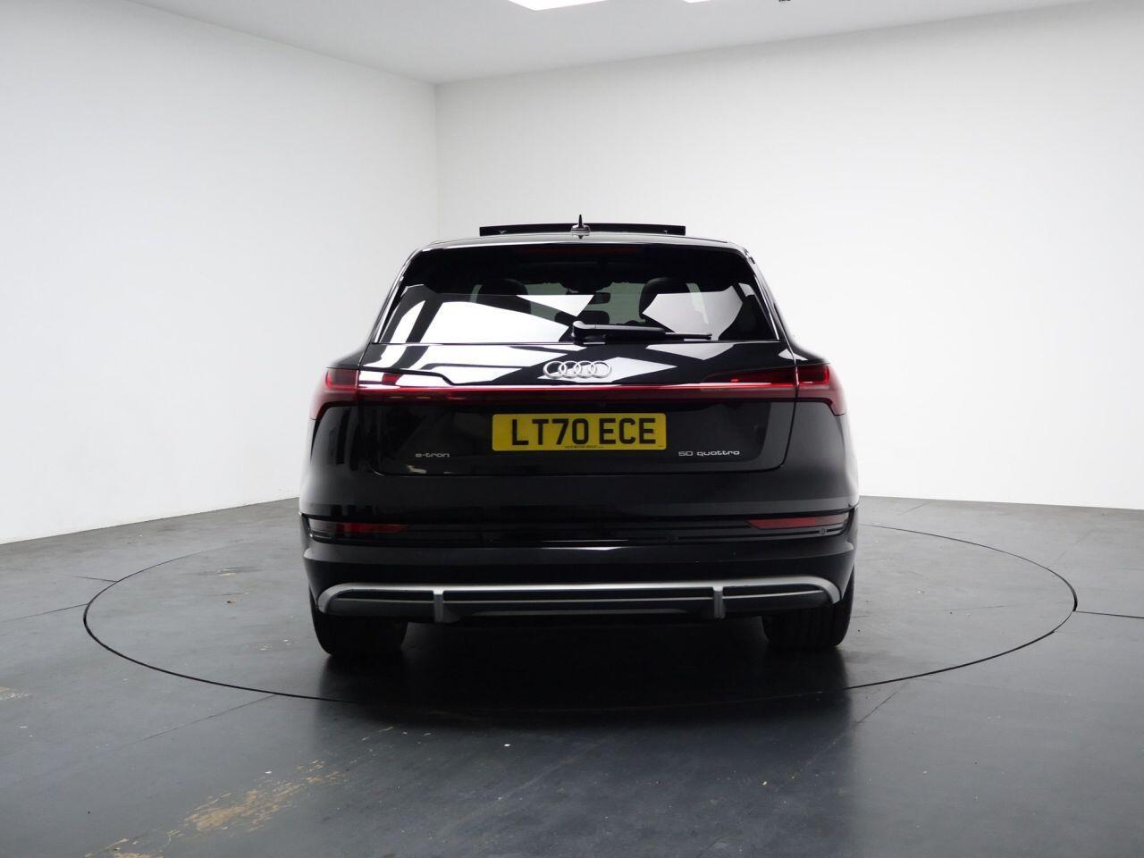 Audi E-Tron - Image 11
