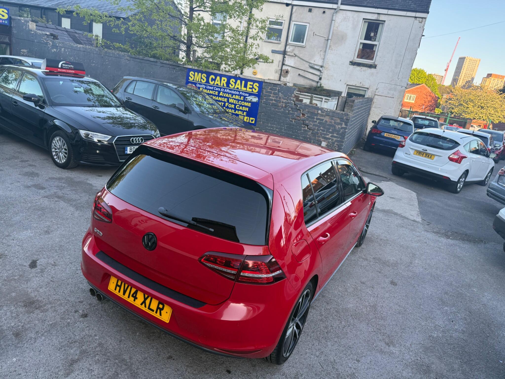 Volkswagen Golf - Image 31