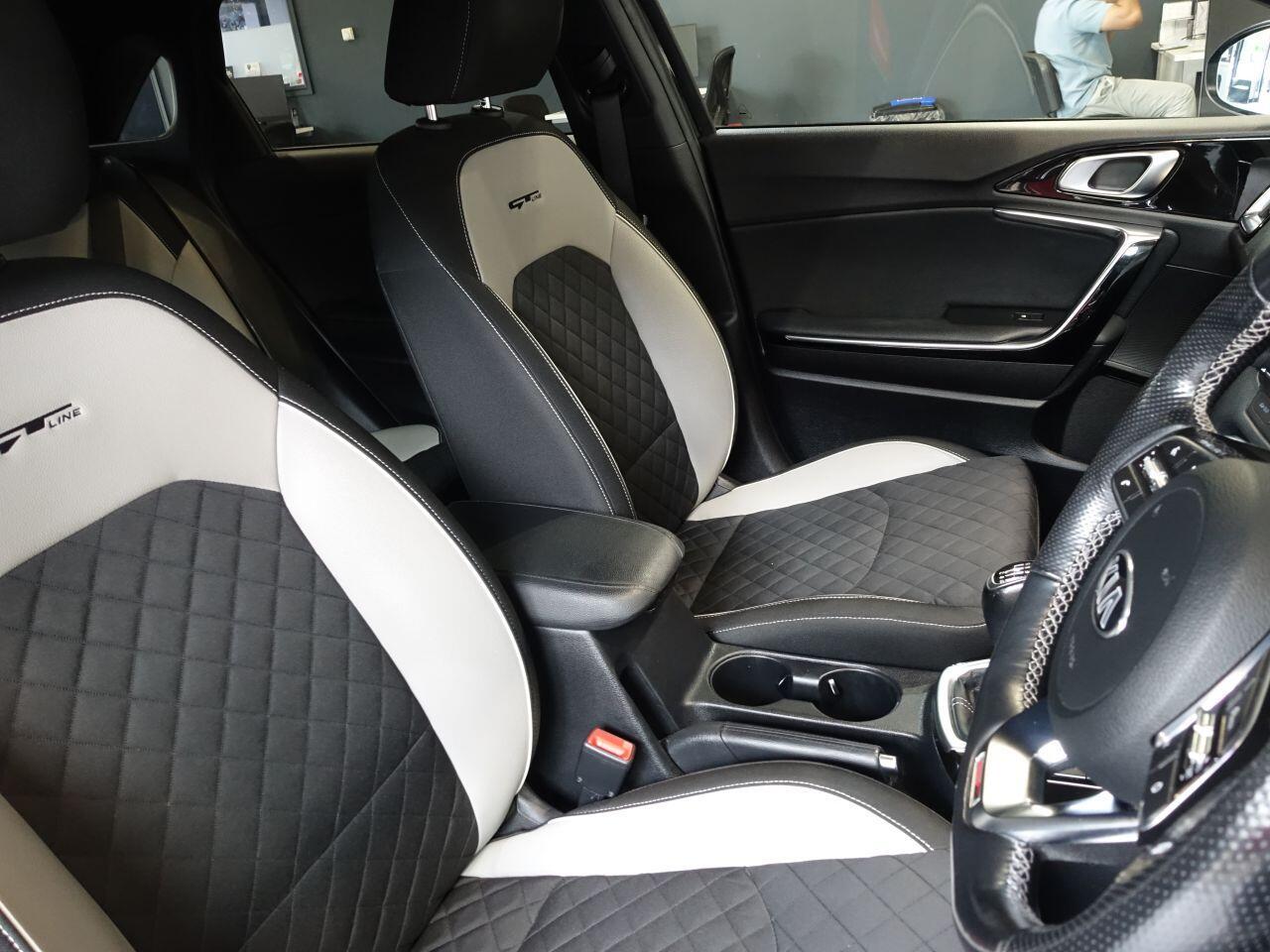 Kia ceed - Image 13