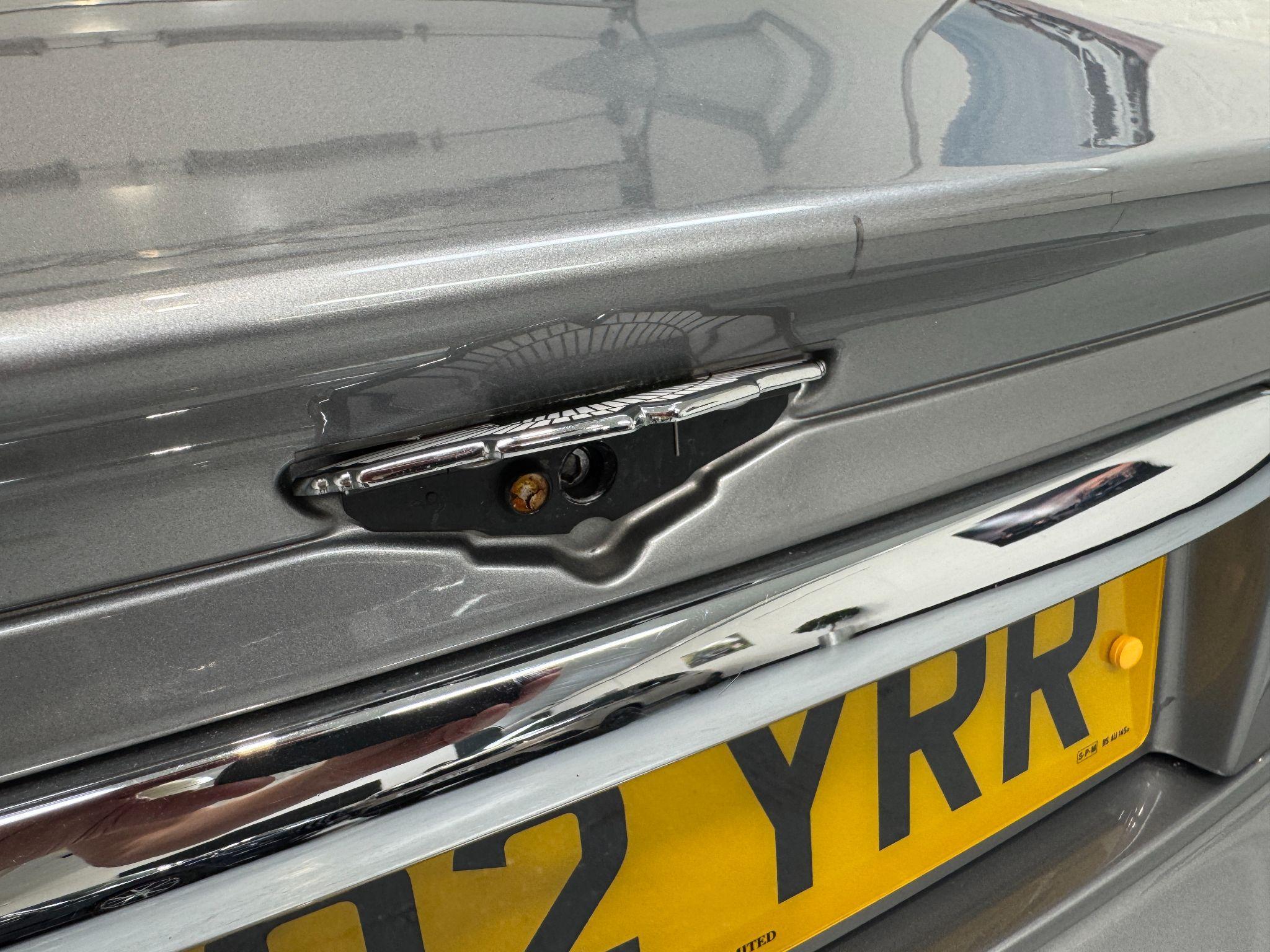 Aston Martin DB7 - Image 66