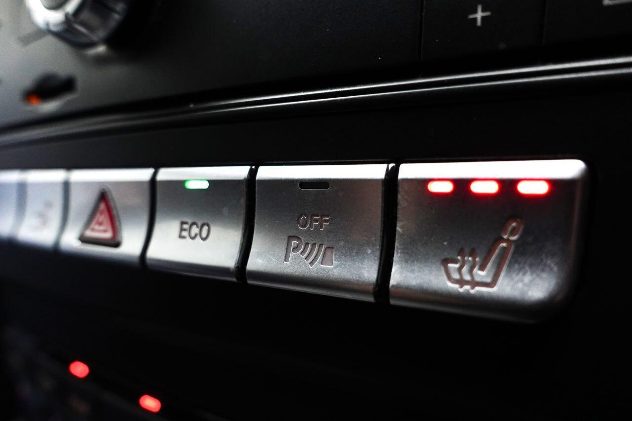 Mercedes-benz E-CLASS - Image 36