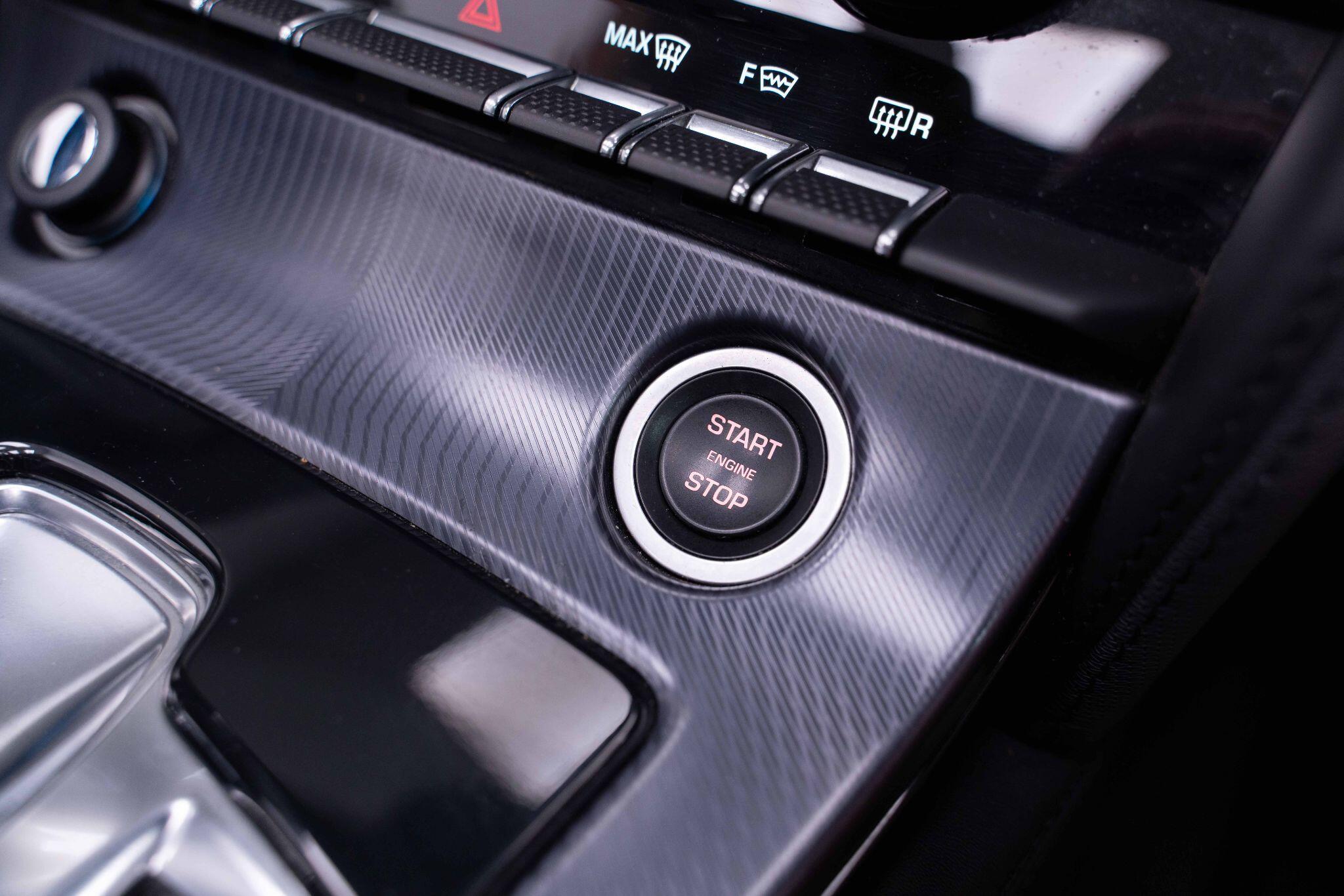 Jaguar F-Type - Image 18