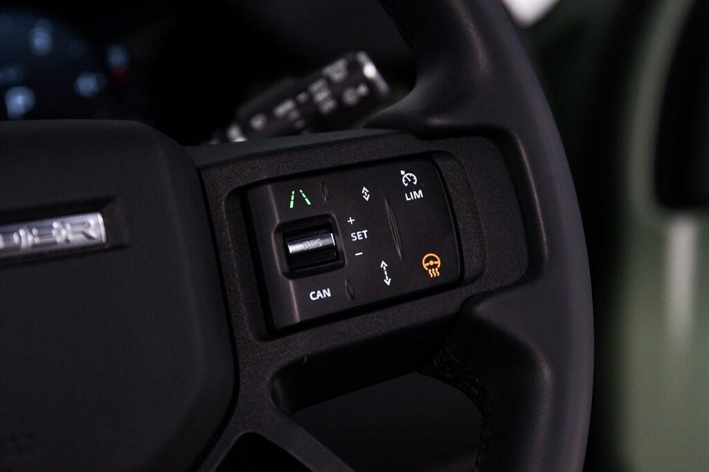 Land Rover Defender 90 - Image 34