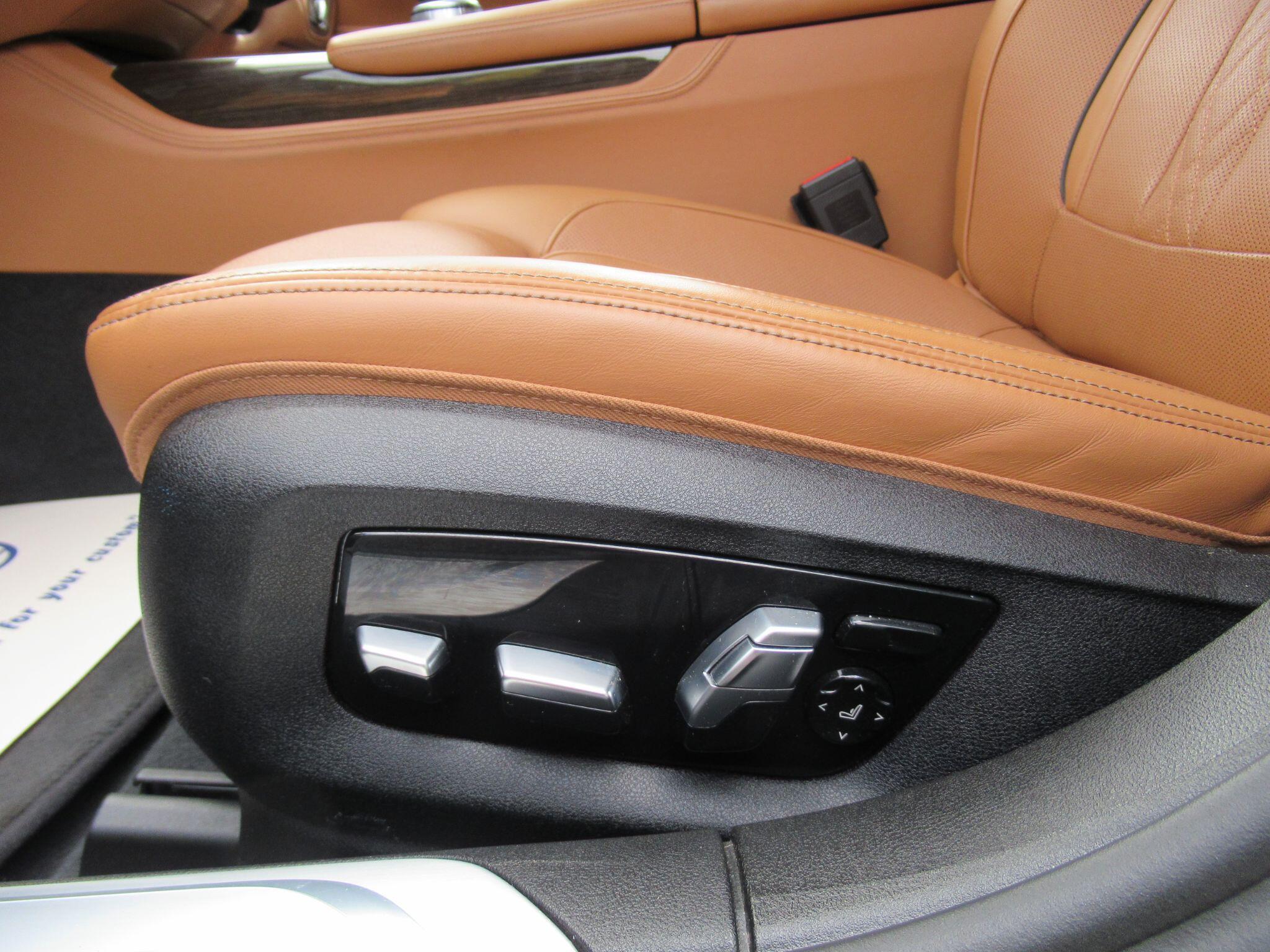 BMW 7 Series - Image 17