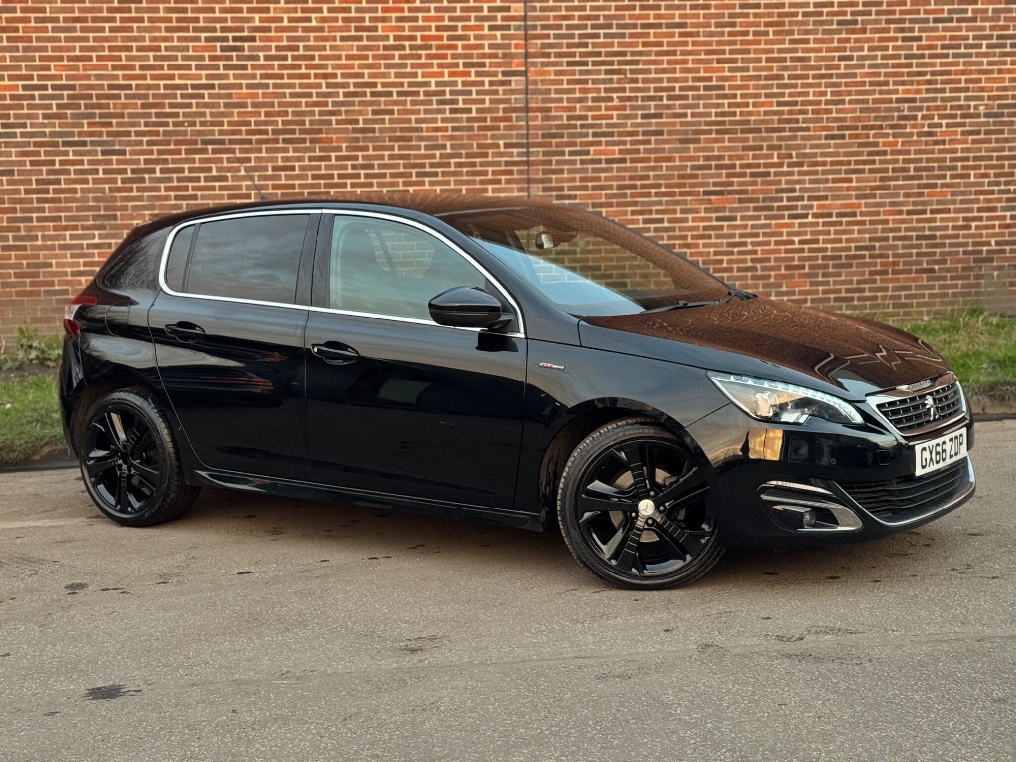 Peugeot 308 - Image 14