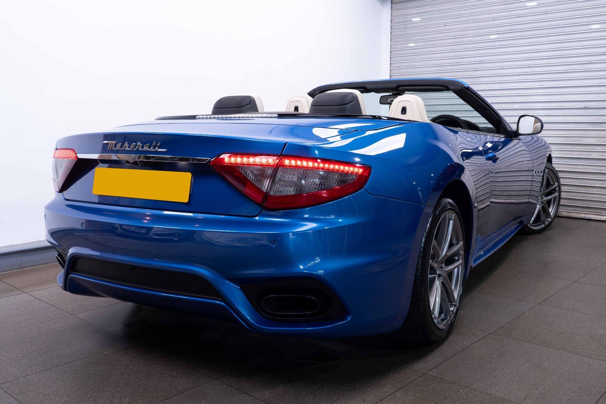Maserati Grancabrio - Image 8