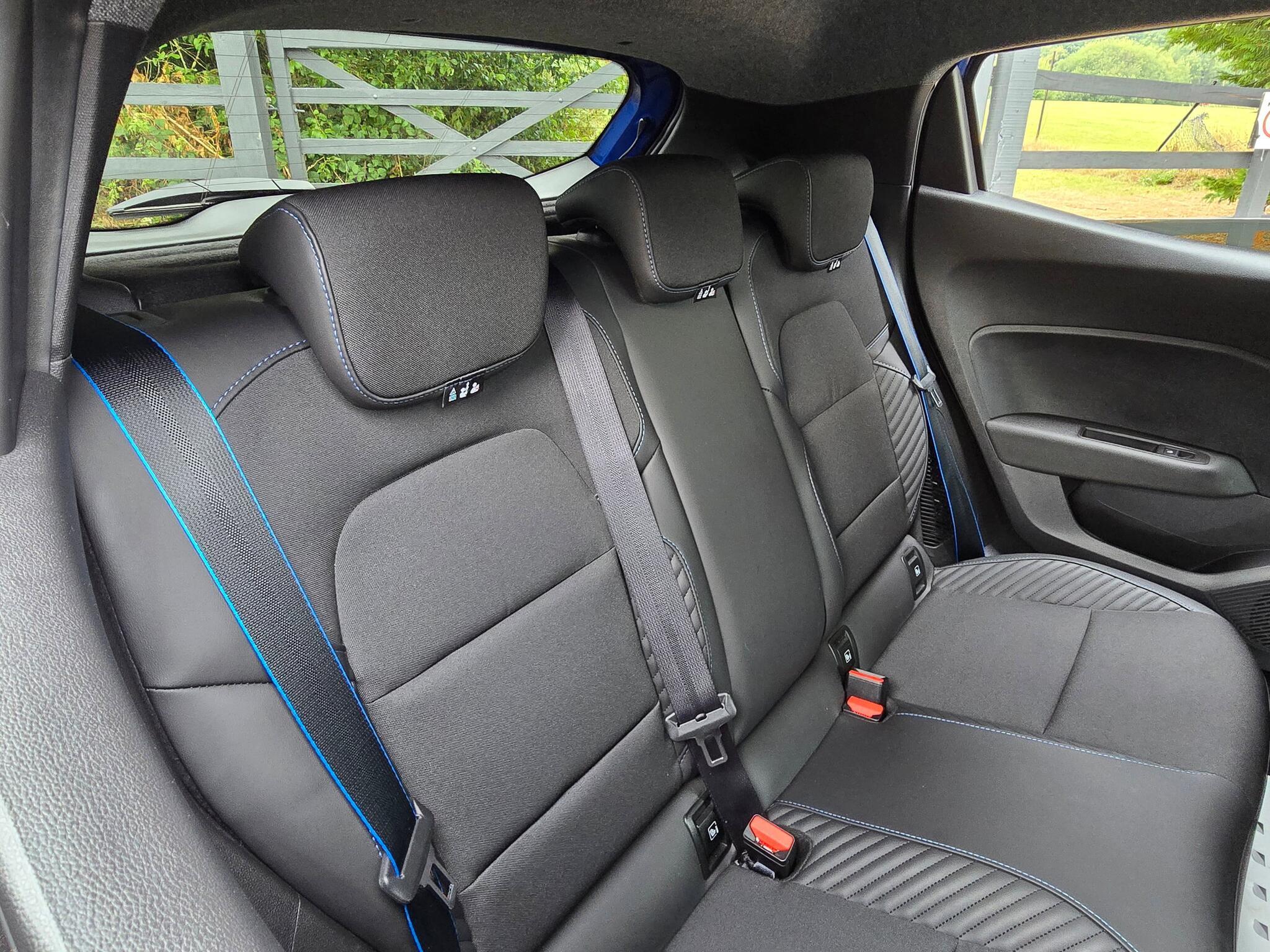 Renault Clio - Image 12