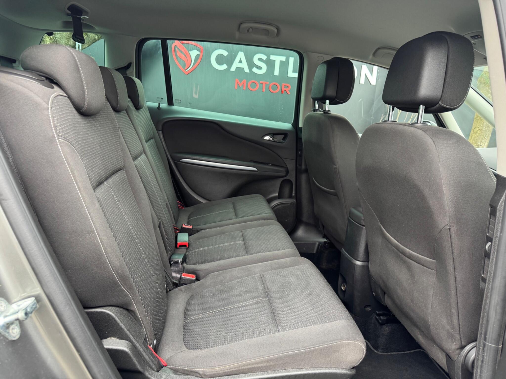 Vauxhall Zafira Tourer - Image 18