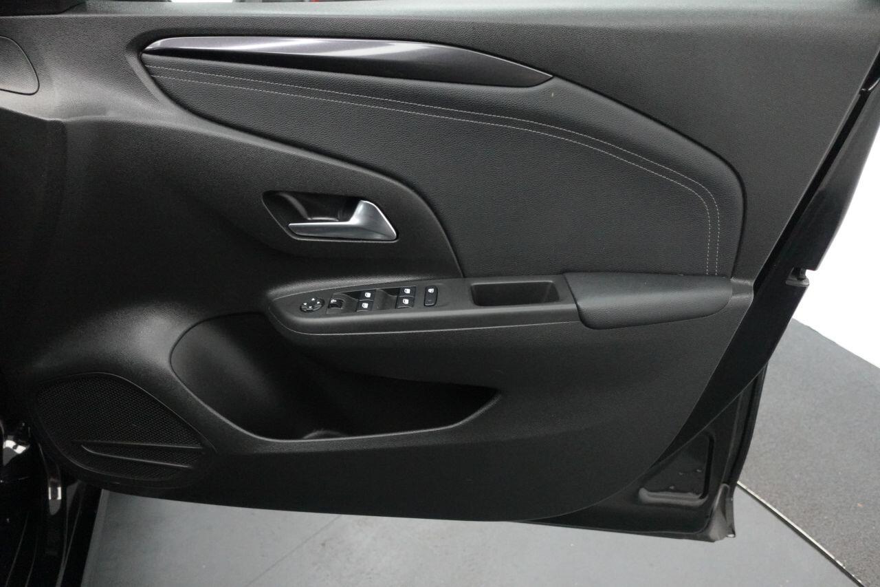 Vauxhall Corsa - Image 17