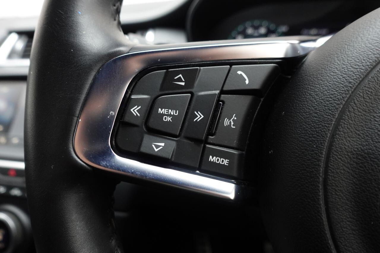 Jaguar E-Pace - Image 38