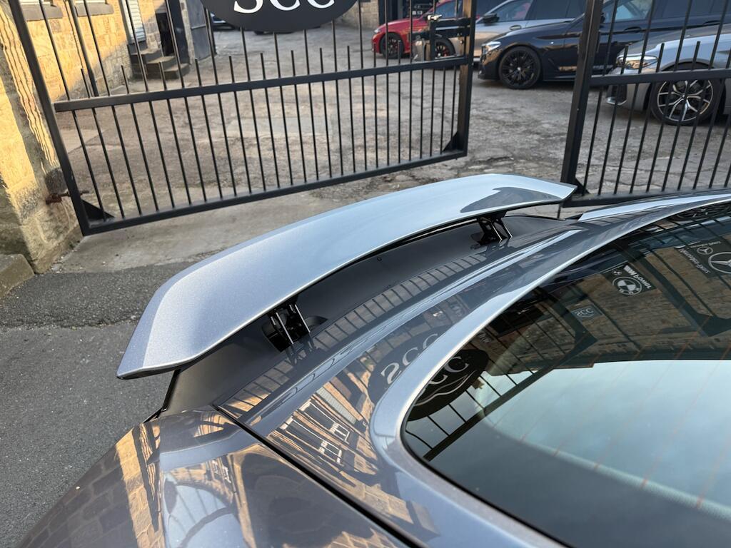 Porsche 718 Cayman - Image 15