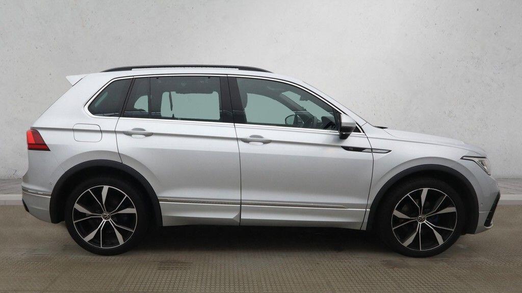 Volkswagen Tiguan - Image 8