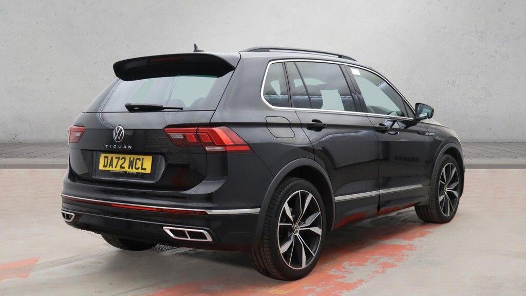 Volkswagen Tiguan - Image 8