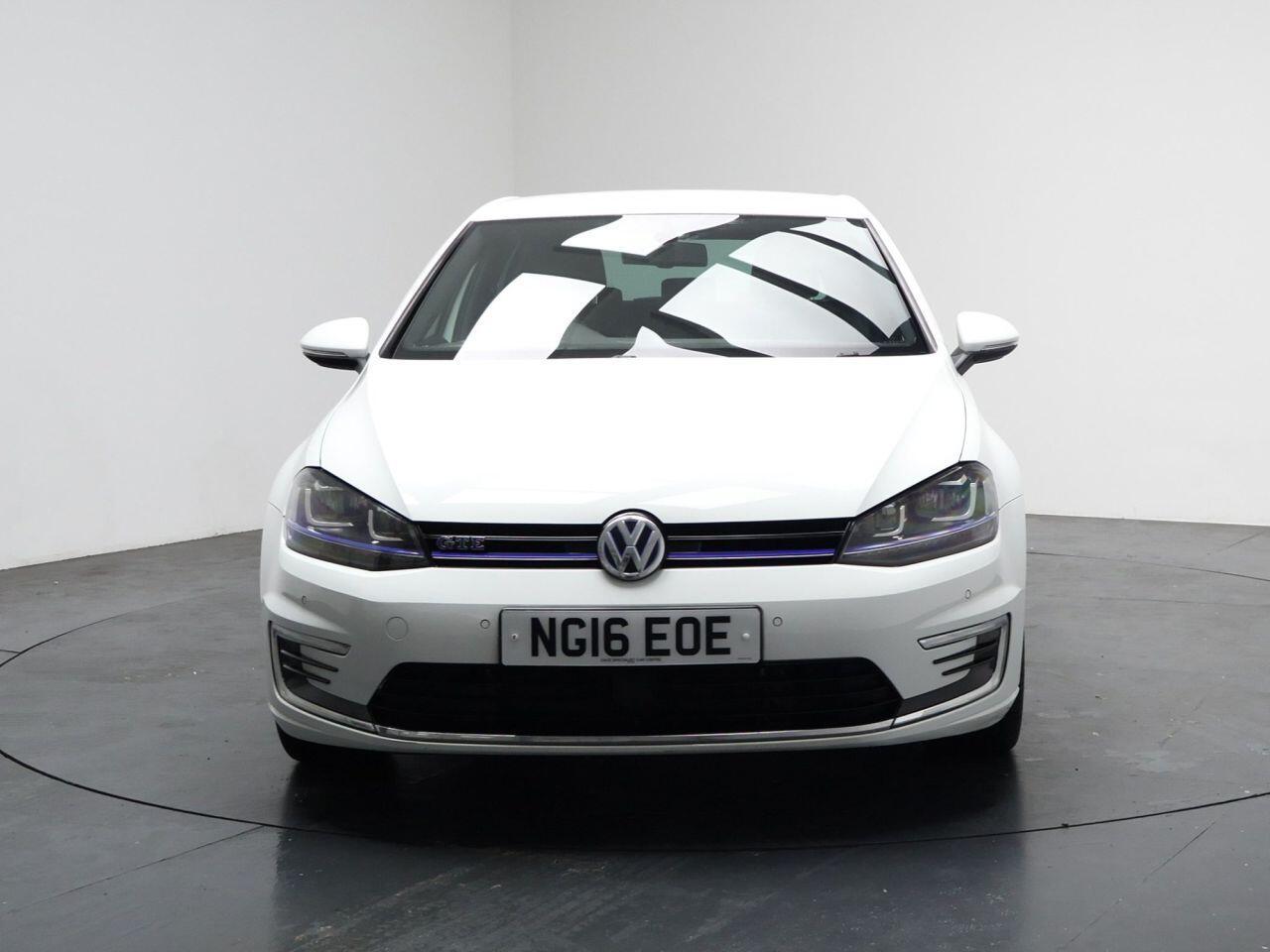 Volkswagen Golf - Image 5