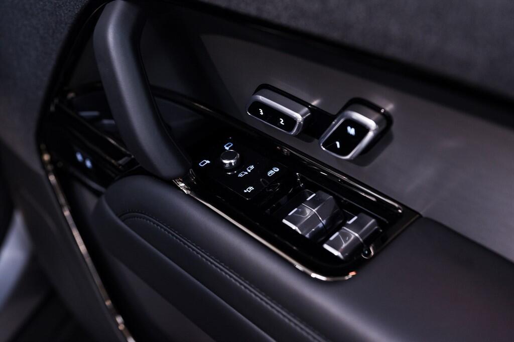 Land Rover RANGE ROVER SPORT - Image 33