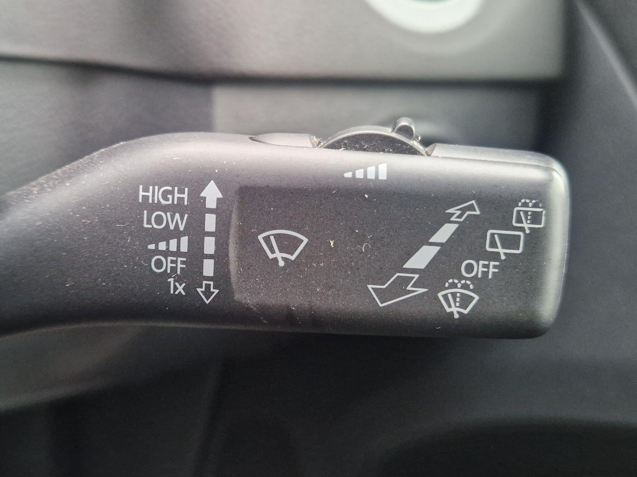 Volkswagen Tiguan - Image 46