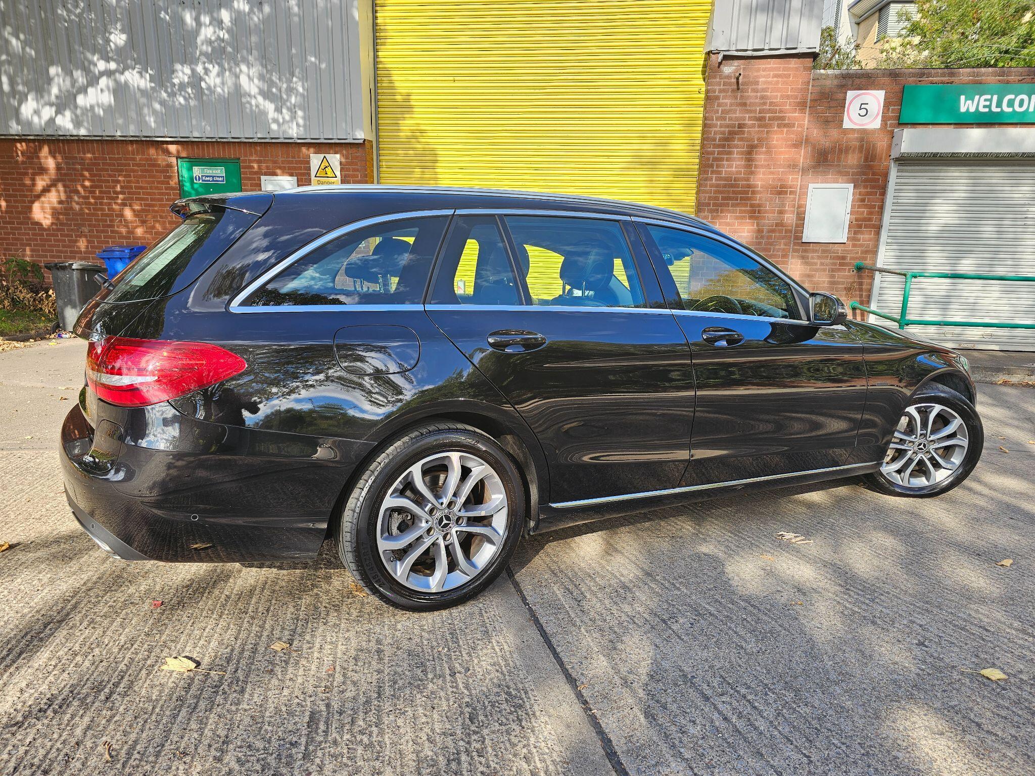 Mercedes C Class - Image 13