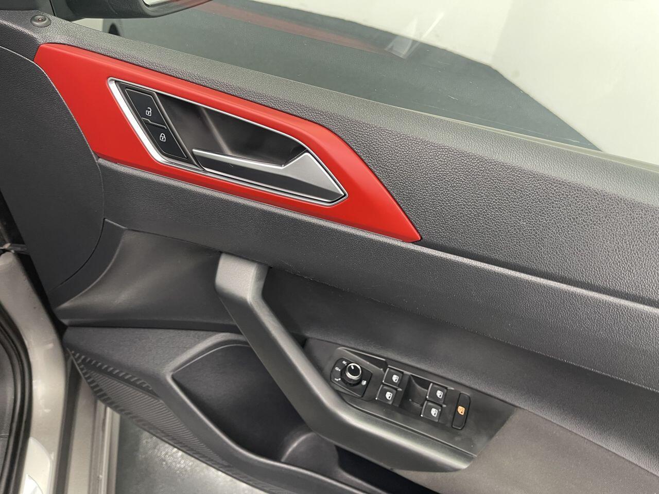 Volkswagen Polo - Image 27