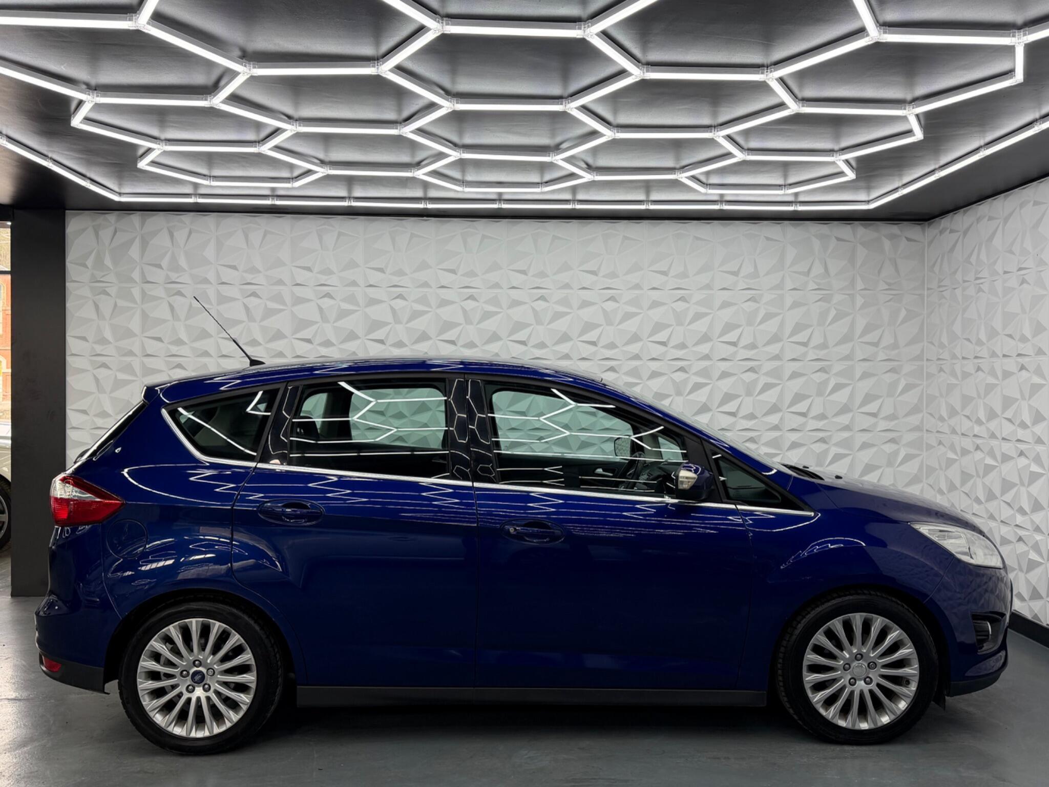 Ford C-MAX - Image 2