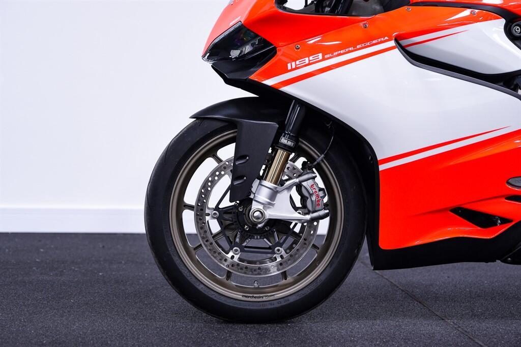 Ducati 1199 SUPERLEGGERA - Image 14